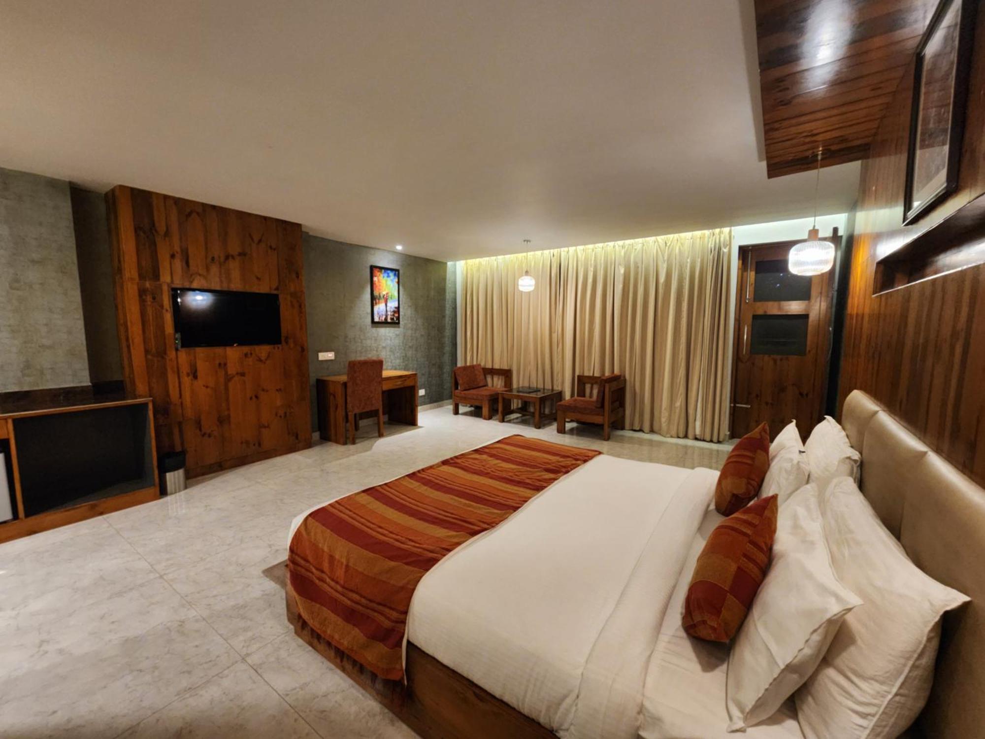 Golden Fern Resort Shimla Exterior foto
