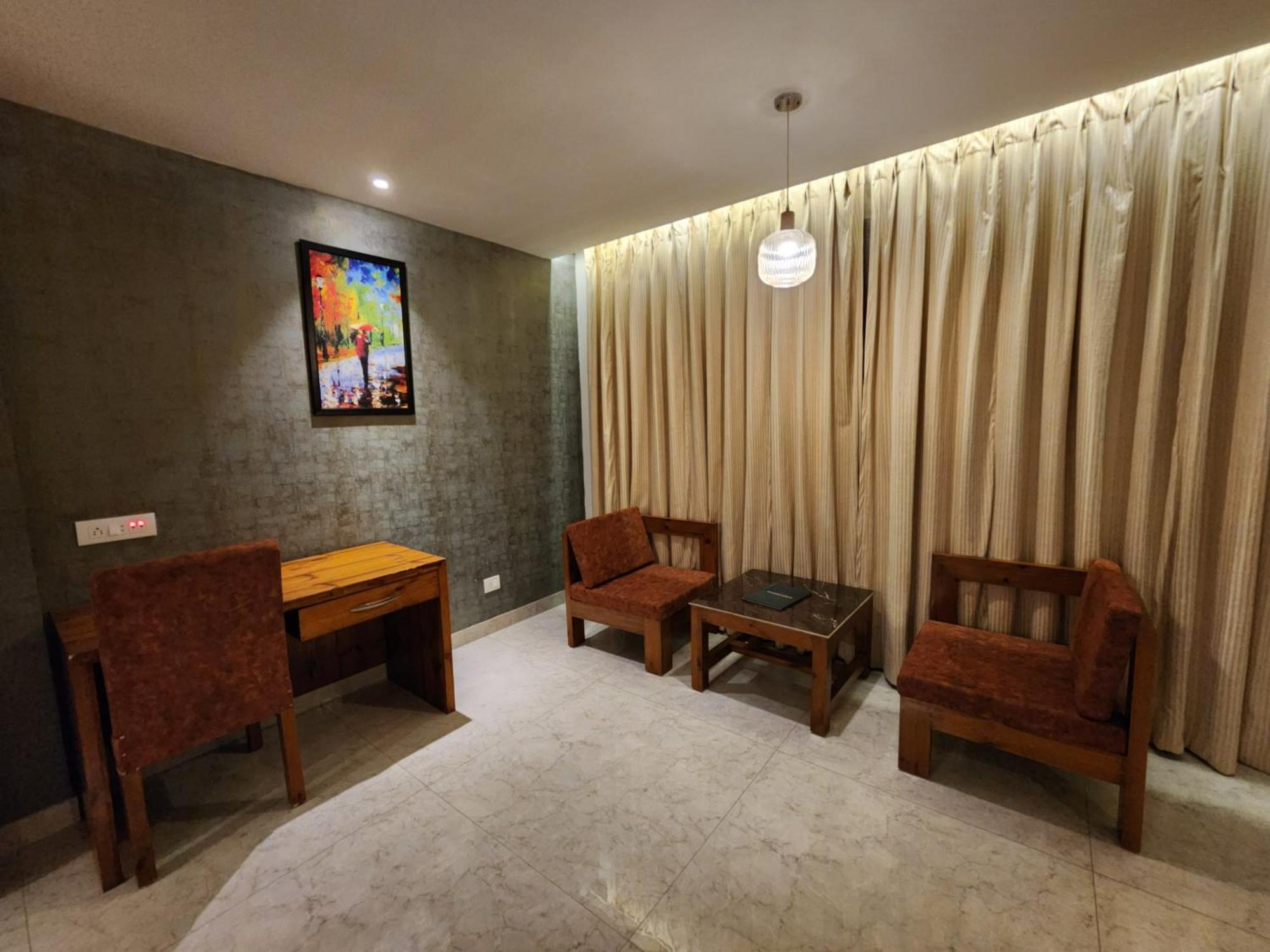 Golden Fern Resort Shimla Exterior foto